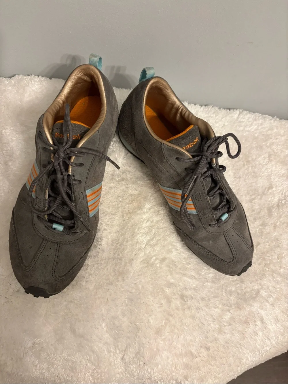 Reebok low profile